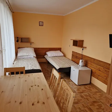 Emides Pobierowo