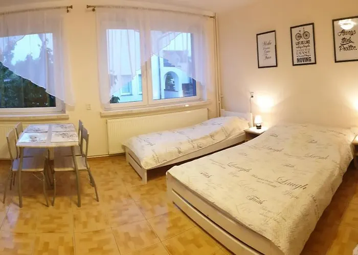 Emides * 波别罗沃