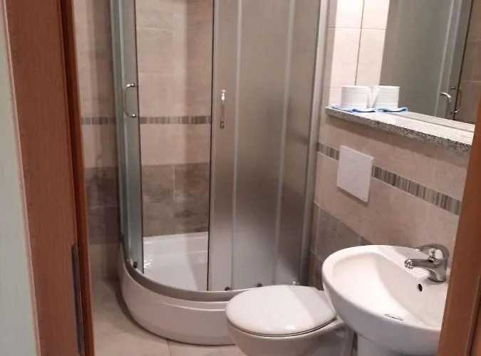 招待所 Emides 波别罗沃